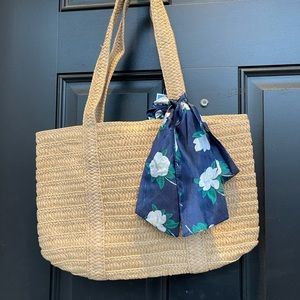 Adorable Draper James straw bag BNWT